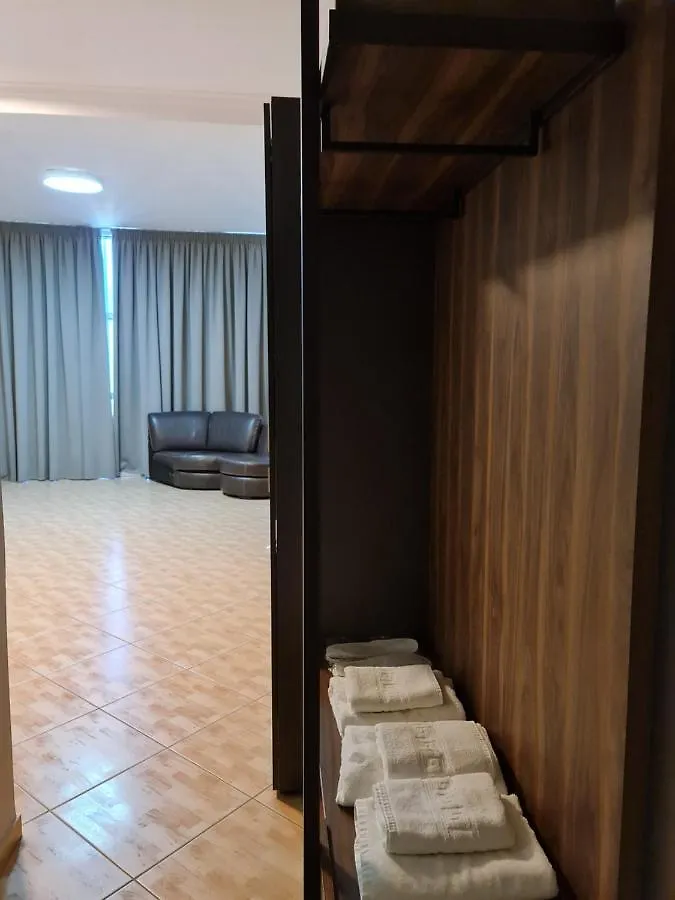 **** Szálloda Regina Garden Vlora Albánia